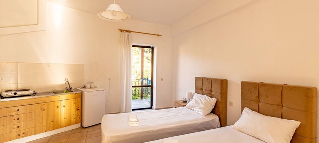 Skioni Studio: Double Room with Terrace in Nea Skioni