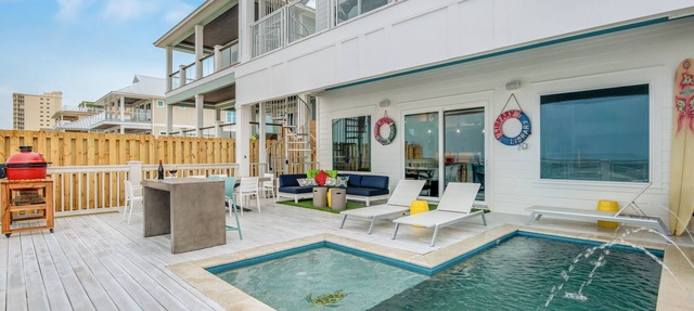 Southern Comfort, Beachfront Home in Panama City Beach in Panama City Beach