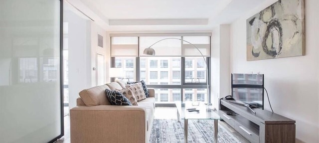 Spacious Downtown 1BR | Laundry In-unit | High Ceilings in Boston