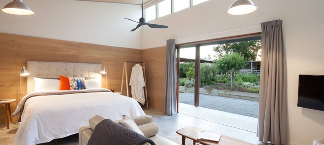 Studio 367 in Hillvue