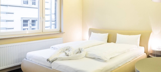Studio with a fully equipped kitchen and a modern bathroom in Heidelberg