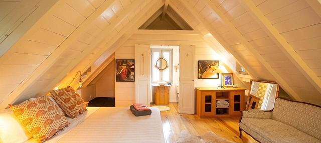 Sugar Cube: Charming & Artsy 1 bedroom cottage in the heart of Harbour Island in Dunmore