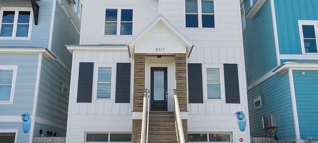 "Surf Shack" Luxury Beachfront in Panama City Beach with Private Pool, & Game Room! in Panama City Beach