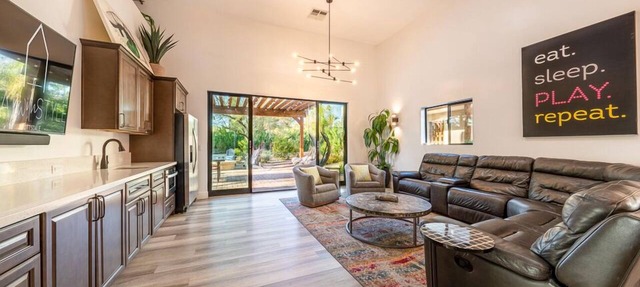 SWSS 7BR Group Estate | Pool, Sport Court, Hot Tub, Bunkhouse & Games in Scottsdale