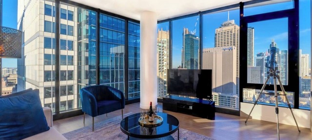 Sydney Luxe Observatory Home | City, Pool & Gym in Sydney