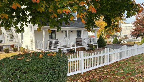 Taber Inn in Mystic