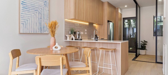 The Fern - 5* Townhouse in Mount Albert - With Parking and Office in Auckland