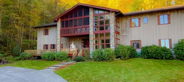 The Hive Lodge - A Place Where Busy Bees Rest in Whittier