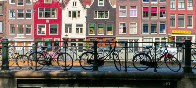 The Perfect Amsterdam Apartment accommadtes 6! in Amsterdam