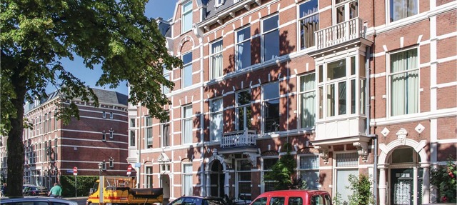 This charming townhouse in The Hague offers the ideal combination of a nice city trip and a relaxing in Den Haag