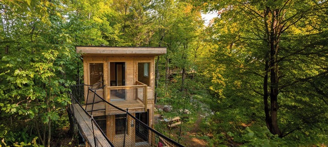 Unique elevated treehouse on Lac Cordon | Lodging #14 in Mont-Blanc