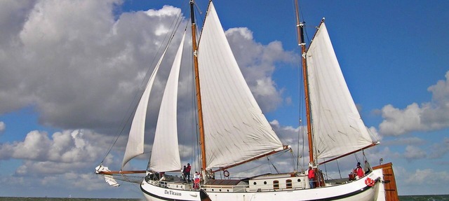 Unique spacious comfortable (private) boat near Amsterdam in Amsterdam