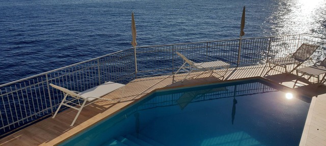 Villa con Piscina e Discesa al Mare Privata in Conca dei Marini / Italia