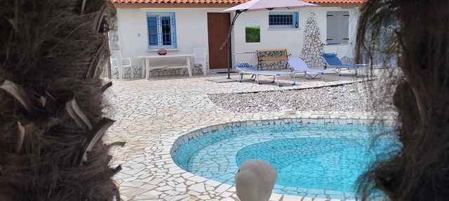 Villa Jolanda bed and breakfast relaxing in the pool in Emilia-Romagna