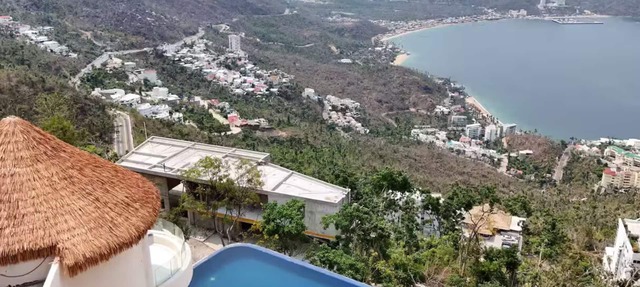VILLA MAUI, CAPACIDAD 20 PERSONAS, EXCLUSIVO! in Acapulco