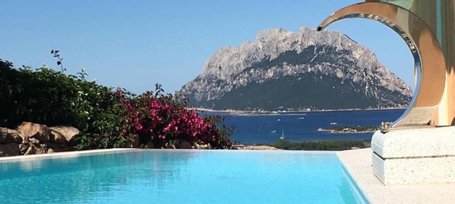 VILLAROSA Views in Porto San Paolo