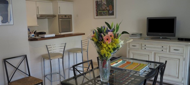 Viva Riviera Nice and Quiet 1 Bedroom with swimming pool in Cannes