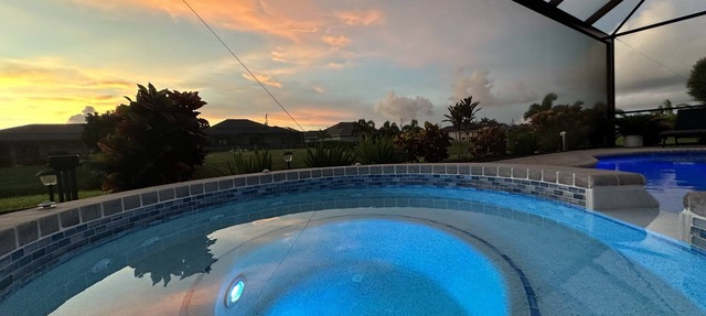 * Waterfront home to relax, reconnect, and create unforgettable memories together! * in Rotonda West