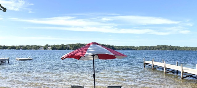 Waterfront lake house private beach dock in harwich