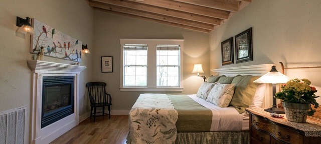 Your Hiding Place | Blissful Retreat in Fredricksburg