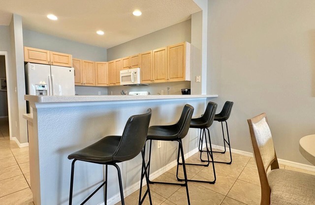 Harborview Grande 604 - 6th Floor Waterfront Condo in Clearwater Beach