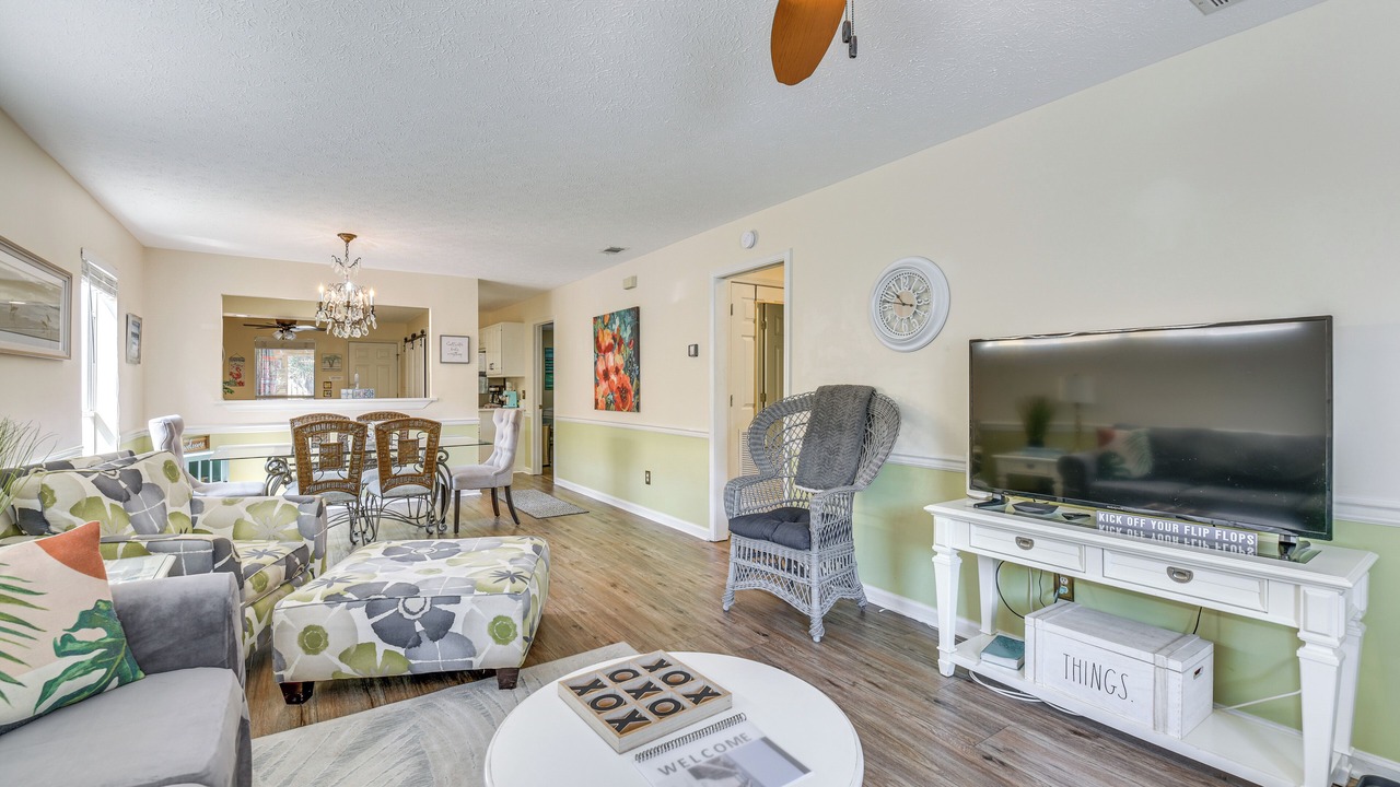 Photo of Livingroom in El Centro Beach