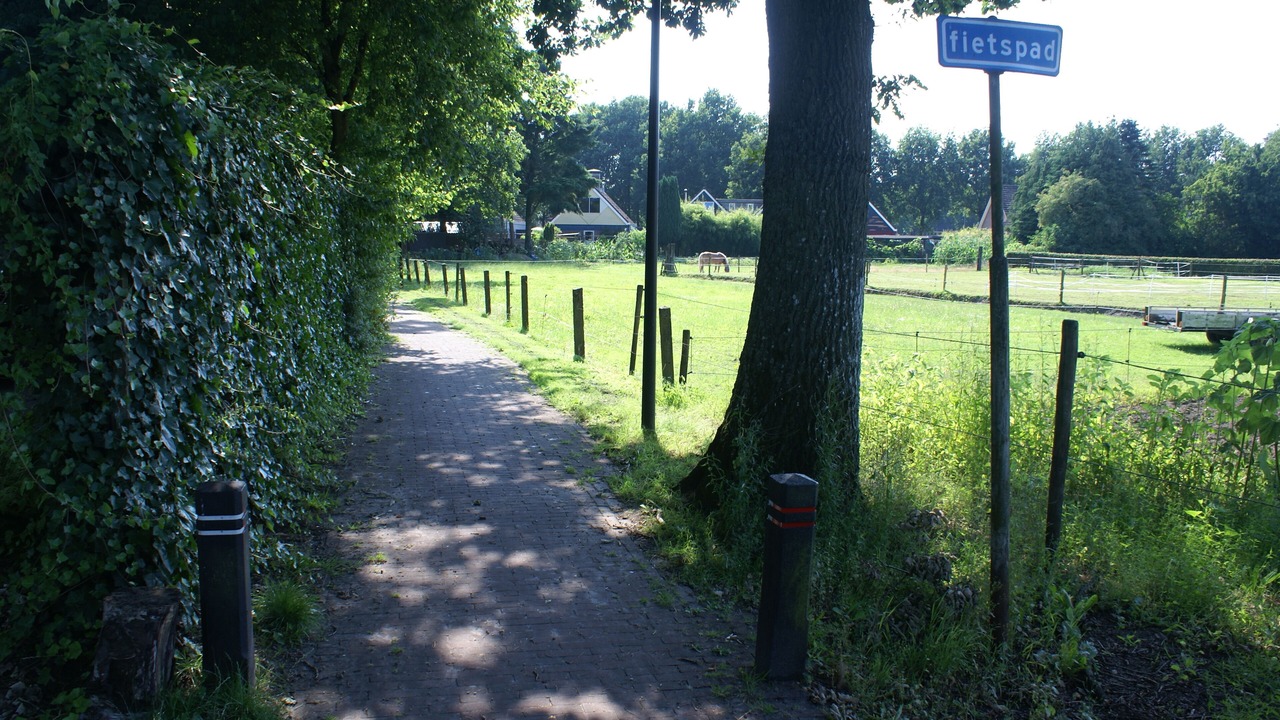 Photo of Others in Diever