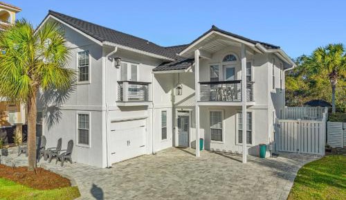 Four-Bedroom Apartment