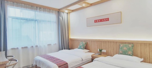 Breeze & Alley Inn in Zhangjiajie
