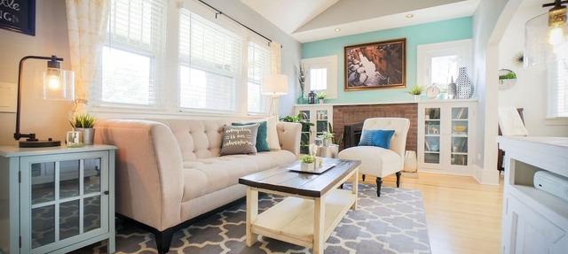 GREAT LOCATION! 3 min to DU-10 min to downtown/gameroom/wifi/firepit/4 bedrooms in Denver