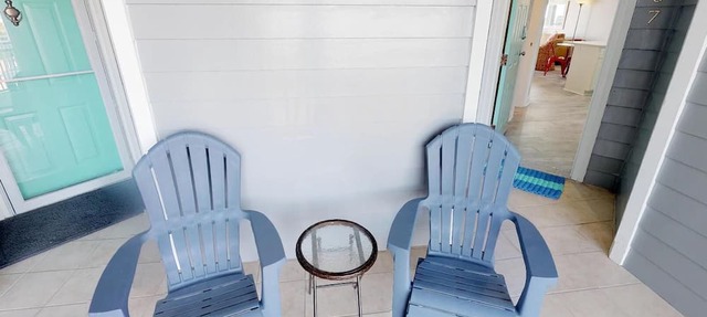 Waterfront condo w. resort amenities + unbeatable views! in Tybee Island