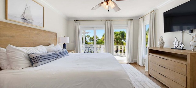 Oceanfront 7BR home with private pool on Isle of Palms. in Isle of Palms